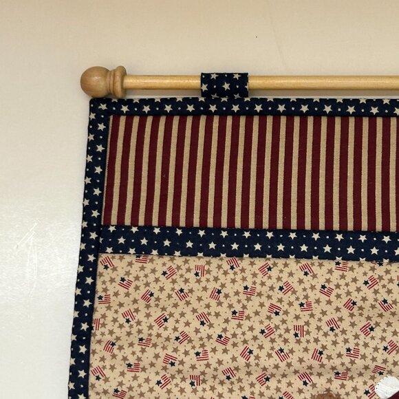 Star Spangled Santa with Bag Christmas Wall Hanging Quilt Primitive Debbie Mum - Picture 7 of 15